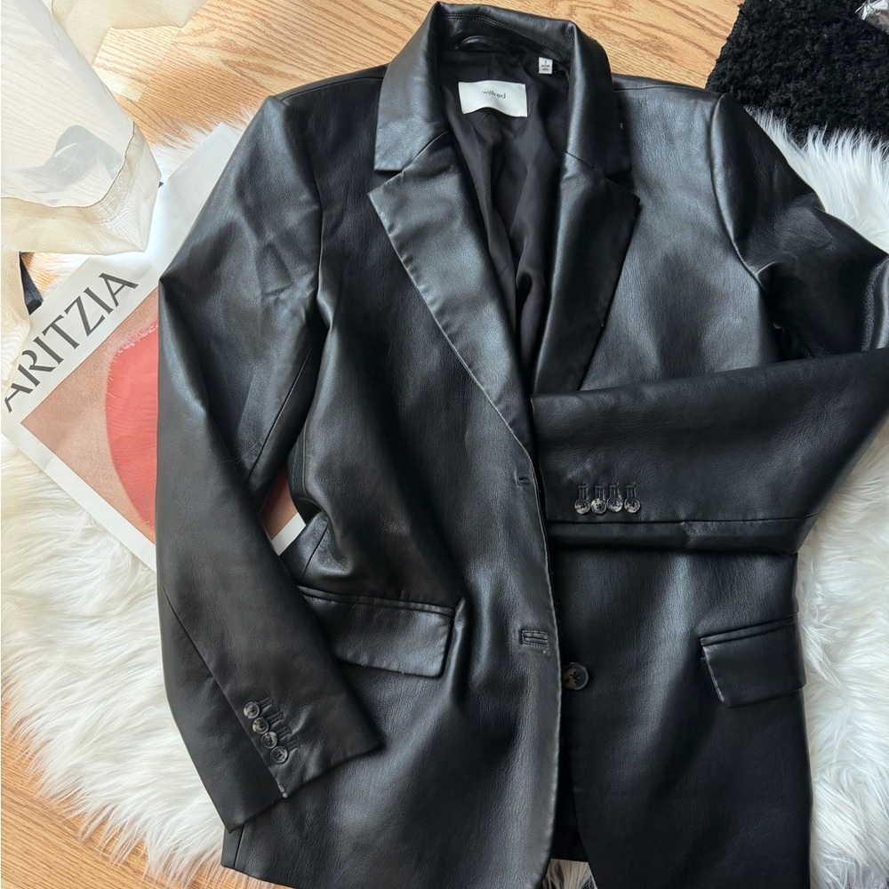 Aritzia Wilfred Black Leather Blazer - Picture 3 of 5